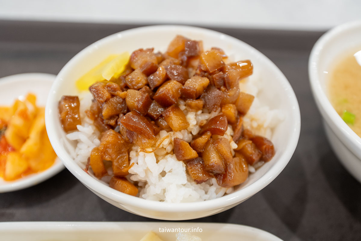 【五燈獎豬腳滷肉飯】四大滷肉飯之一.三重美食推薦 【五燈獎豬腳滷肉飯】四大滷肉飯之一.三重美食推薦