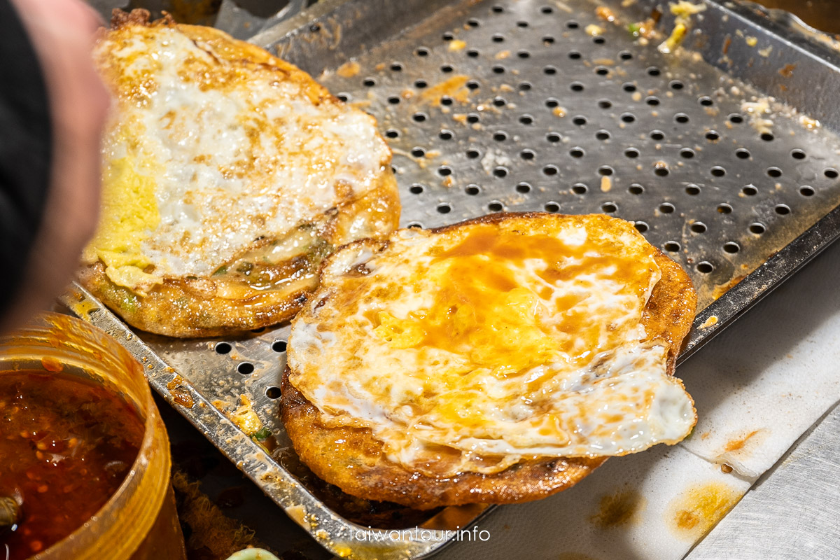 【彭記蔥油餅】宜蘭東門夜市美食推薦(在地人推薦)