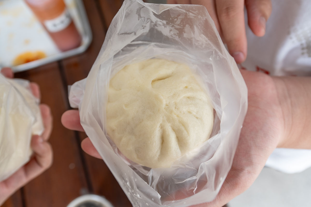 【東河包子VS纏記舊街東河包子】台東美食推薦最新菜單、停車與在地人推薦口味！