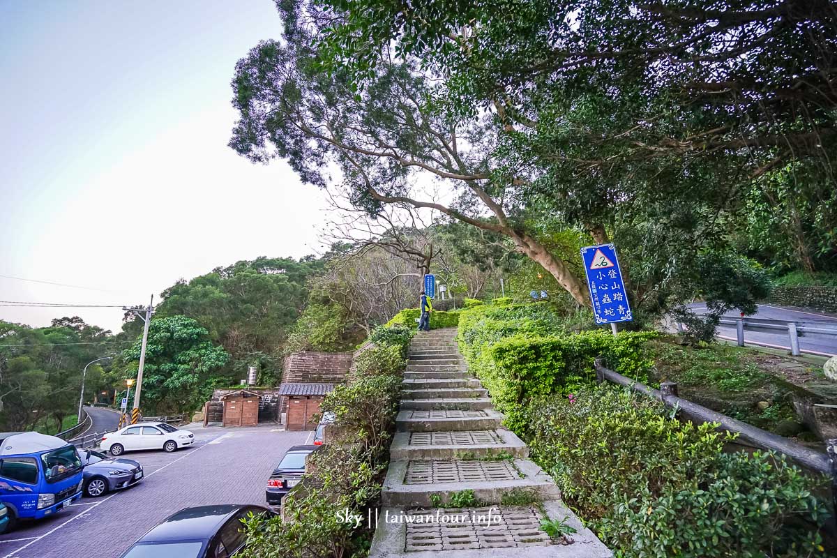 【水碓觀景公園】五股櫻花秘境百萬夜景觀景台.私房景點.公車 【水碓觀景公園】五股櫻花秘境百萬夜景觀景台.私房景點.公車