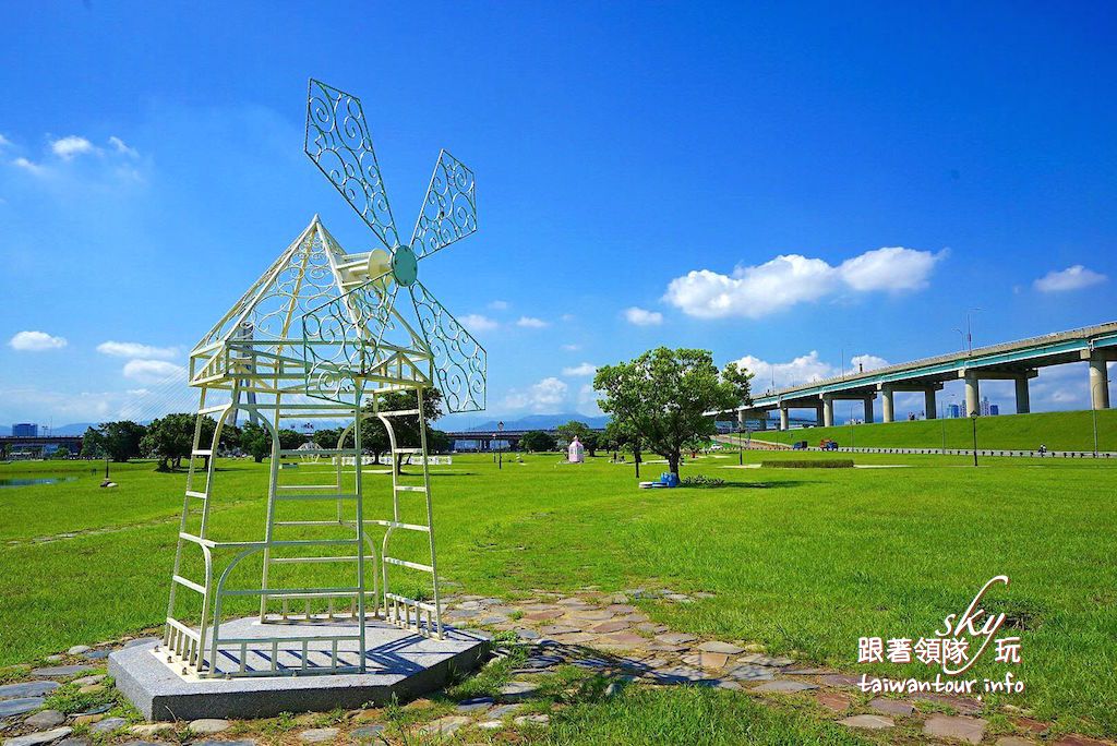 台北親子景點【大台北都會.幸福水漾公園.樂遊天地】沙池.迷宮.遊樂設施