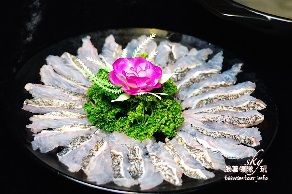 【新環港海鮮餐廳】基隆八斗子美食推薦超鮮河豚料理