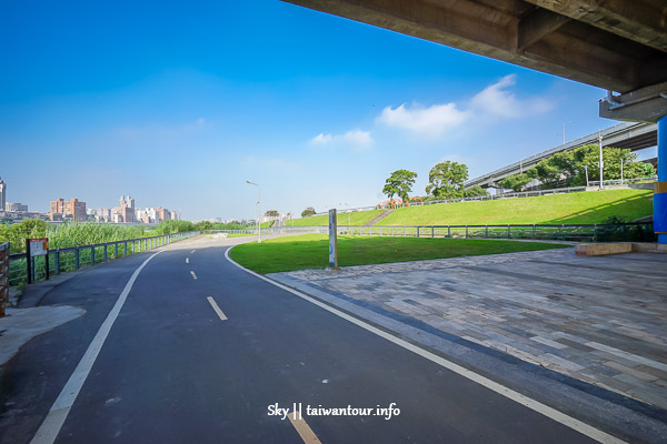 2020台北親子景點【永福橋下】雨天備案.公館水岸公園溜滑梯