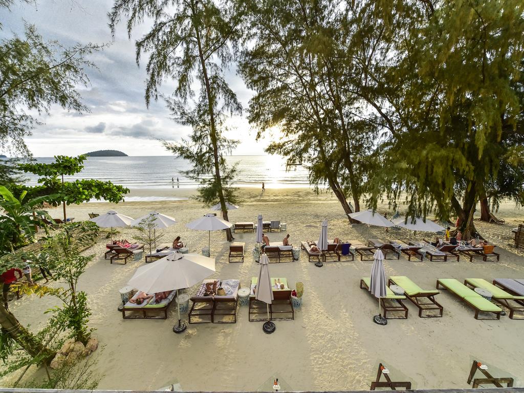 【Naia Resort】柬埔寨住宿推薦西港Otres Beach海景第一排