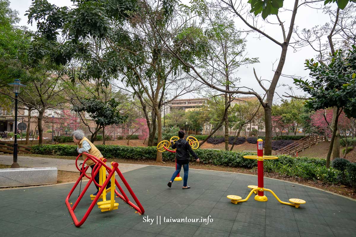 【翰林.井泉公園】林口特色溜滑梯親子景點.攀爬架.水畫牆