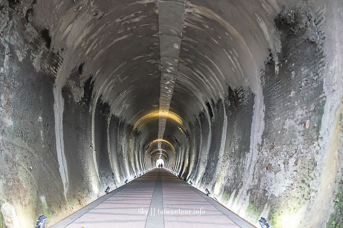 【五堵台鐵舊隧道】新北市景點親子自行車道