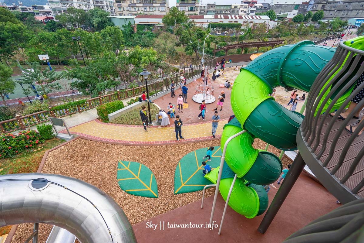 新北免費景點【鶯歌永吉公園】親子特色公園怎麼去.炮仗花季