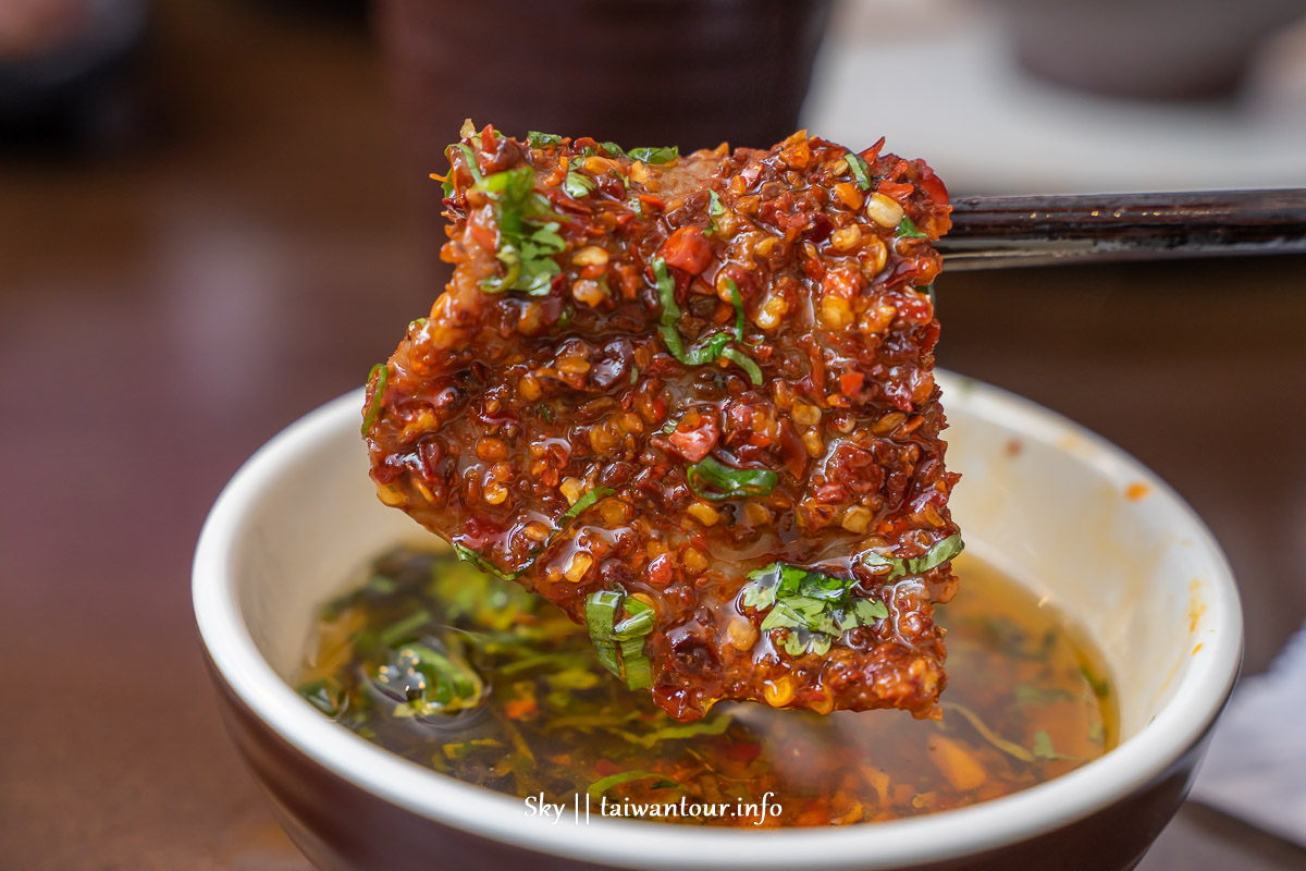 台北東區美食【小膳香成都麻辣火鍋】鴛鴦鍋聚餐推薦.菜單