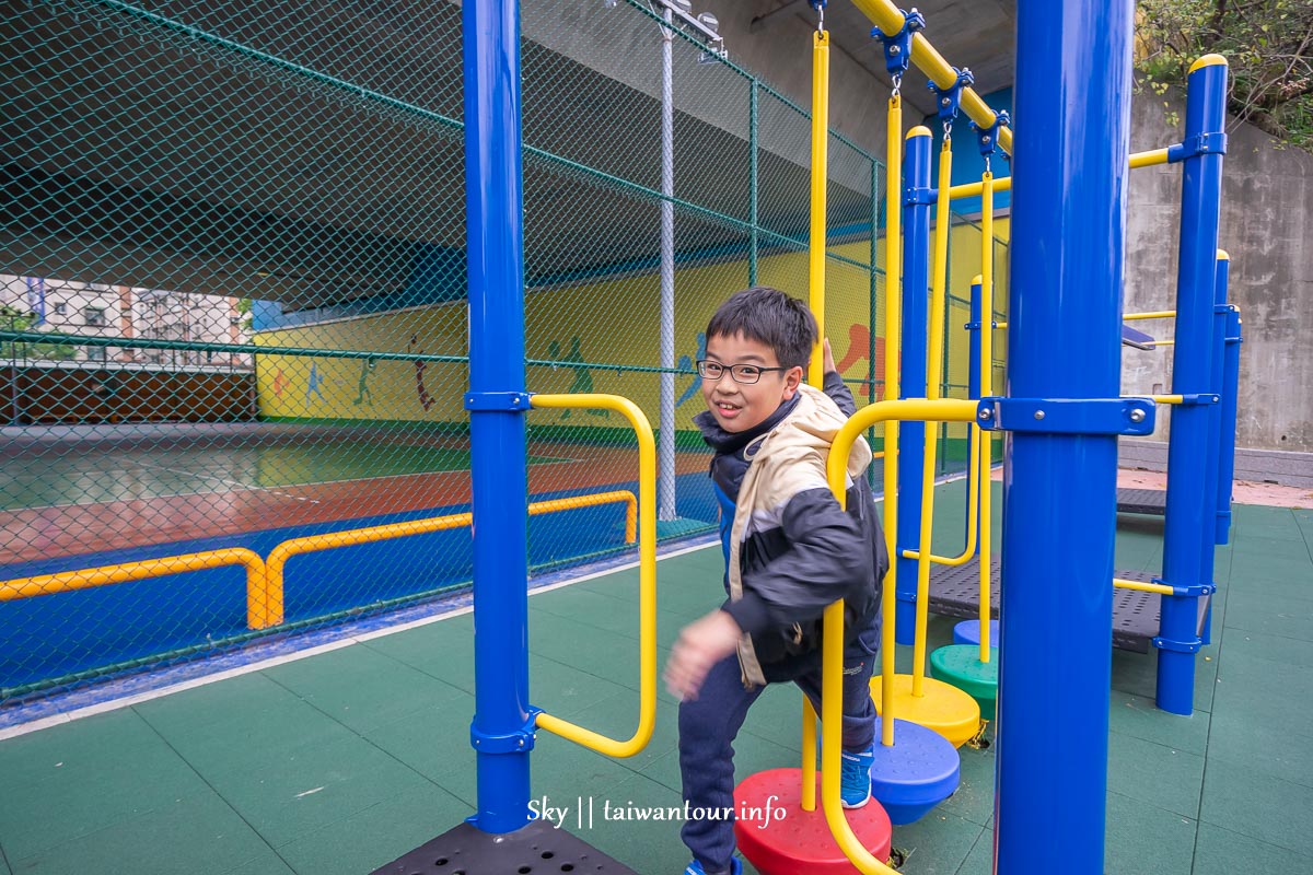 桃園親子景點【舞動園區】龍潭雨天備案公園遊戲場