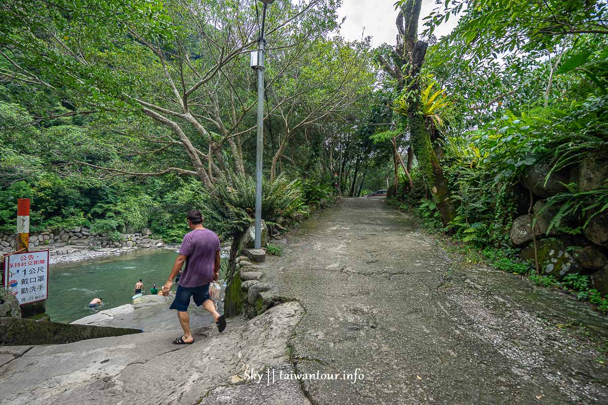 【鴛鴦谷遊樂園】新北三峽玩水烤肉推薦大豹溪.公車.救生員 【鴛鴦谷遊樂園】新北三峽玩水烤肉推薦大豹溪.公車.救生員