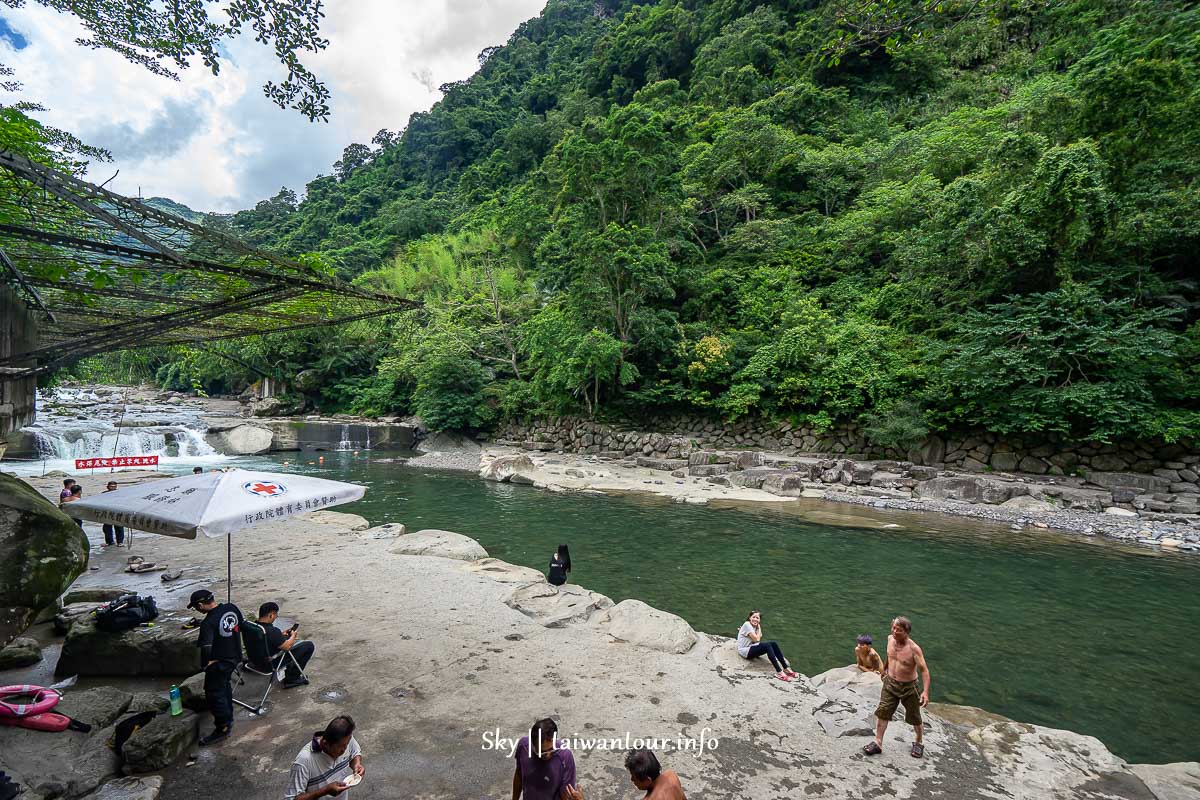 【鴛鴦谷遊樂園】新北三峽玩水烤肉推薦大豹溪.公車.救生員 【鴛鴦谷遊樂園】新北三峽玩水烤肉推薦大豹溪.公車.救生員