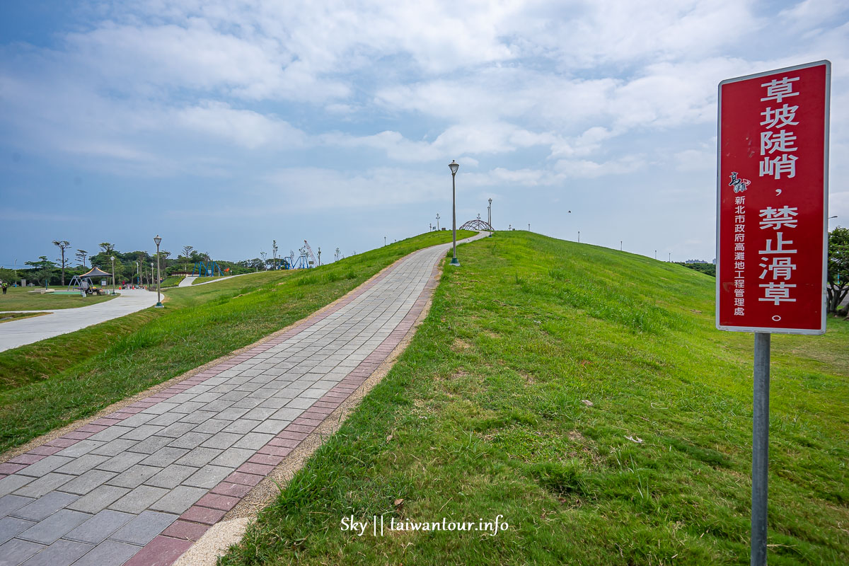 新北親子景點【八里十三行文化公園兒童遊戲場】溜滑梯.野餐.地址