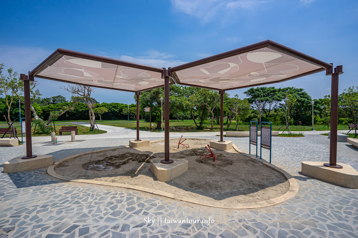 新北親子景點【八里十三行文化公園兒童遊戲場】溜滑梯.野餐.地址