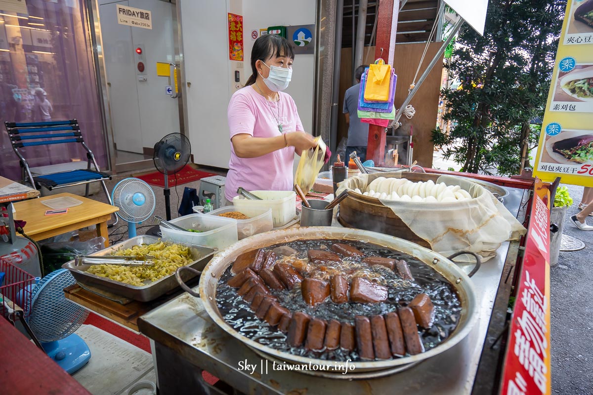 日月潭美食【東東割包】阿薩姆夾心豆干.伊達邵碼頭必吃.食尚玩家介紹