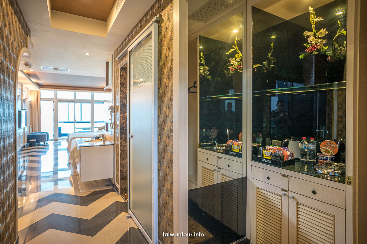 【白宮行館沙灘溫泉渡假村】萬里親子秘境一日遊門票.早餐美食 【白宮行館沙灘溫泉渡假村】萬里親子秘境一日遊門票.早餐美食