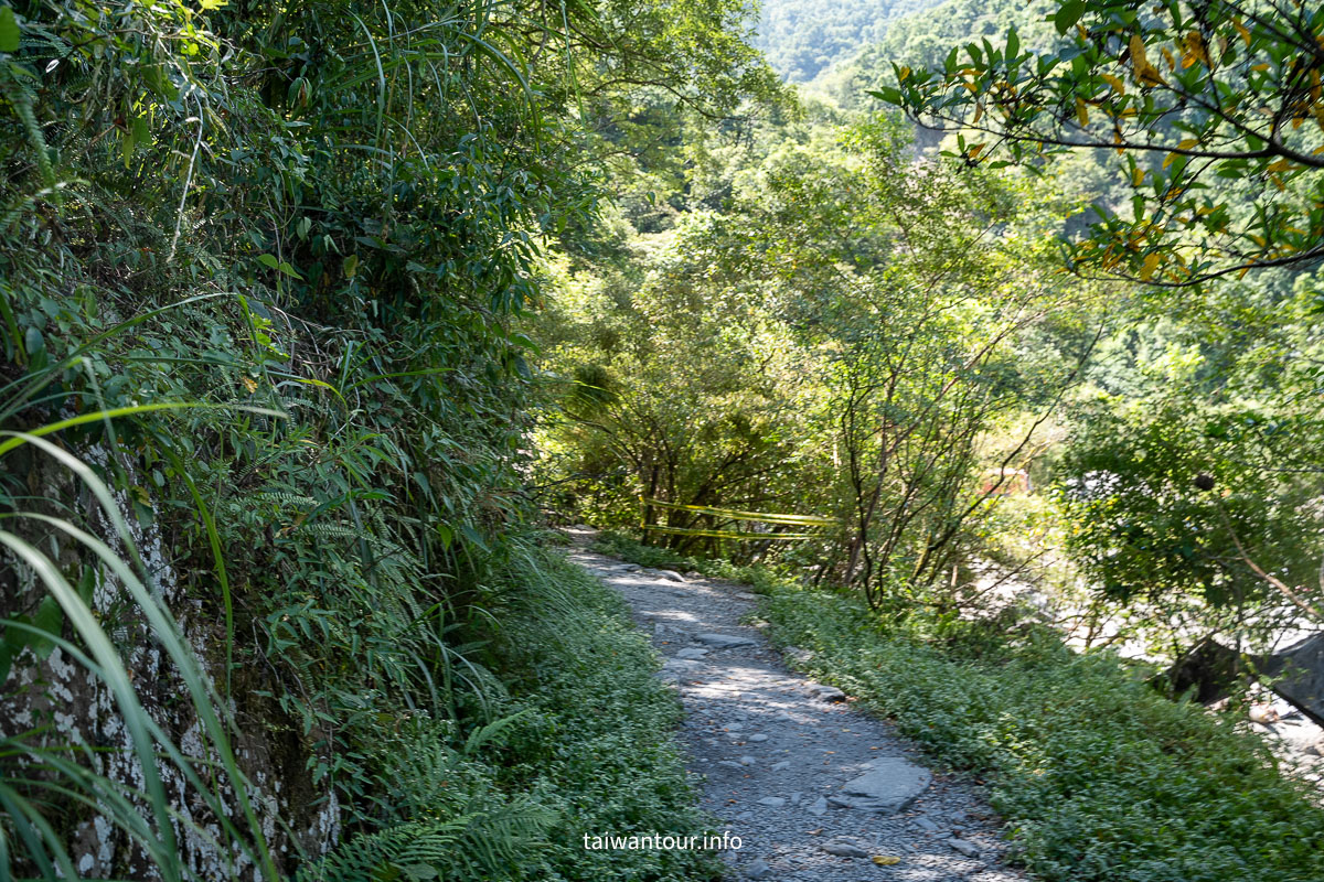 【新寮瀑布】宜蘭冬山鄉親子玩水步道秘境推薦景點