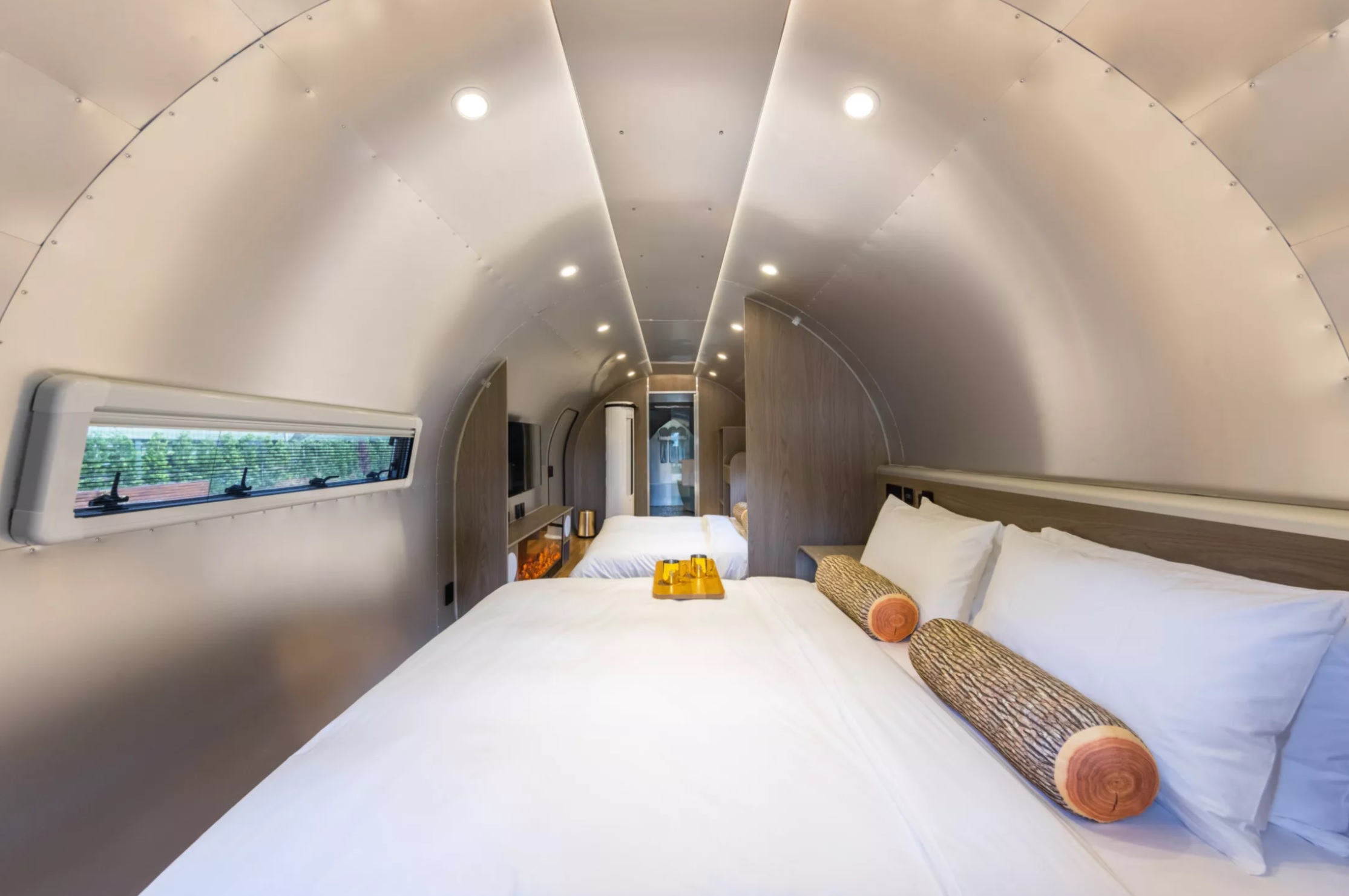 【桃園朋趣豪華露營車】親子住宿推薦.價格 【桃園朋趣豪華露營車】親子住宿推薦.價格