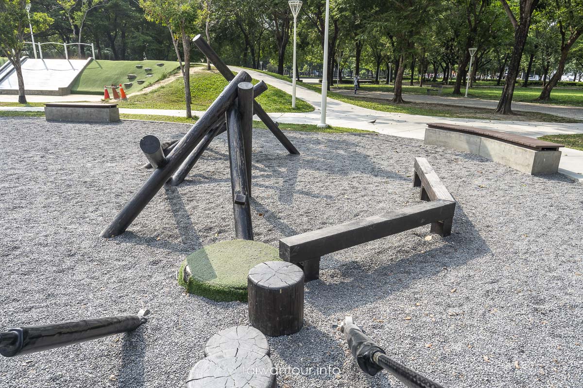 【凹子底森林公園】高雄景點親子.森林鳥巢遊戲場