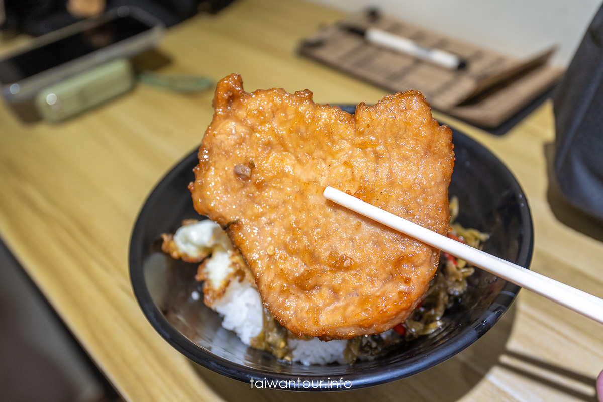 【馬路益燒肉飯】澎湖美食推薦高C/P值晚餐.菜單.地址