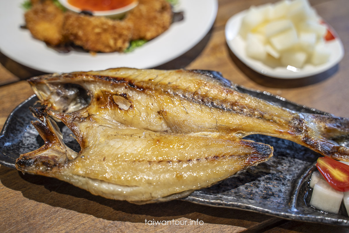 【食不厭.金山】金山磺港漁港美食推薦.菜單照片