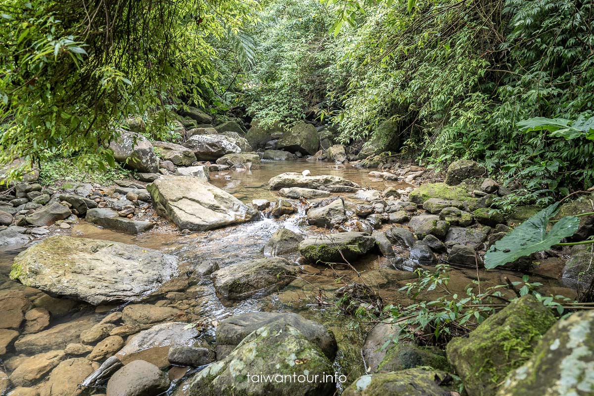 【暖東峽谷】基隆親子景點暖暖健行玩水秘境