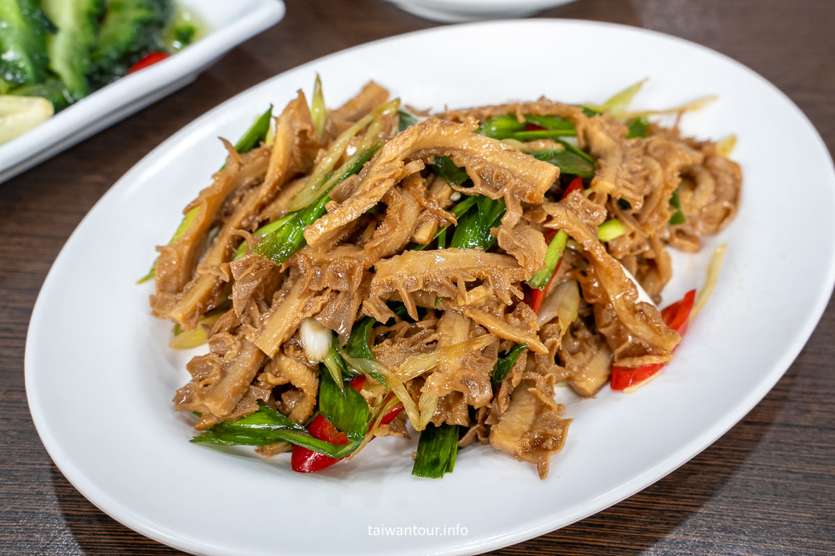 【一鑫園小吃】羅東美食小吃推薦.鮮蚵蓋飯.鮑魚燒賣