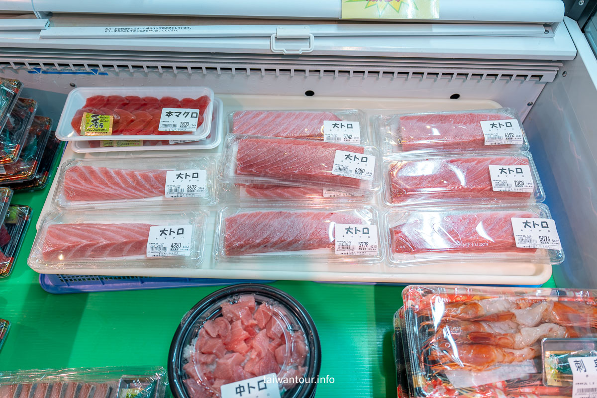 【泊港漁市場】日本沖繩那霸生魚片丼飯美食推薦