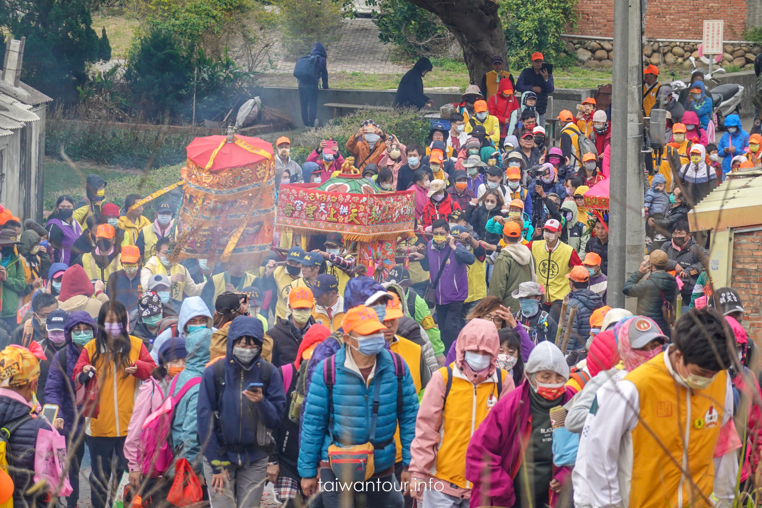 2025【白沙屯媽祖徒步進香拱天宮】粉紅超跑最新位置