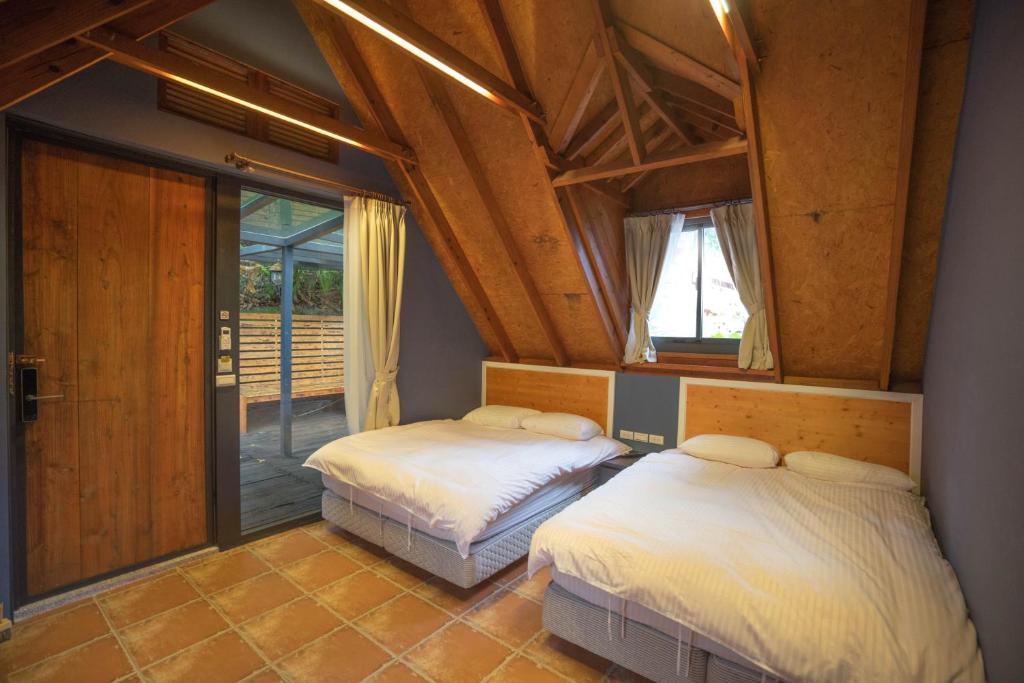 【日月潭玥湖背包客讚民宿】南投住宿推薦水社碼頭湖景第一排 【日月潭玥湖背包客讚民宿】南投住宿推薦水社碼頭湖景第一排