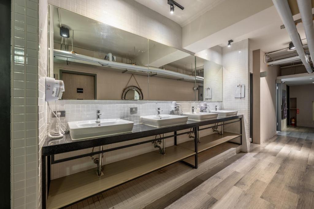 【仲青行旅台南館】背包客棧住宿推薦.青年旅館