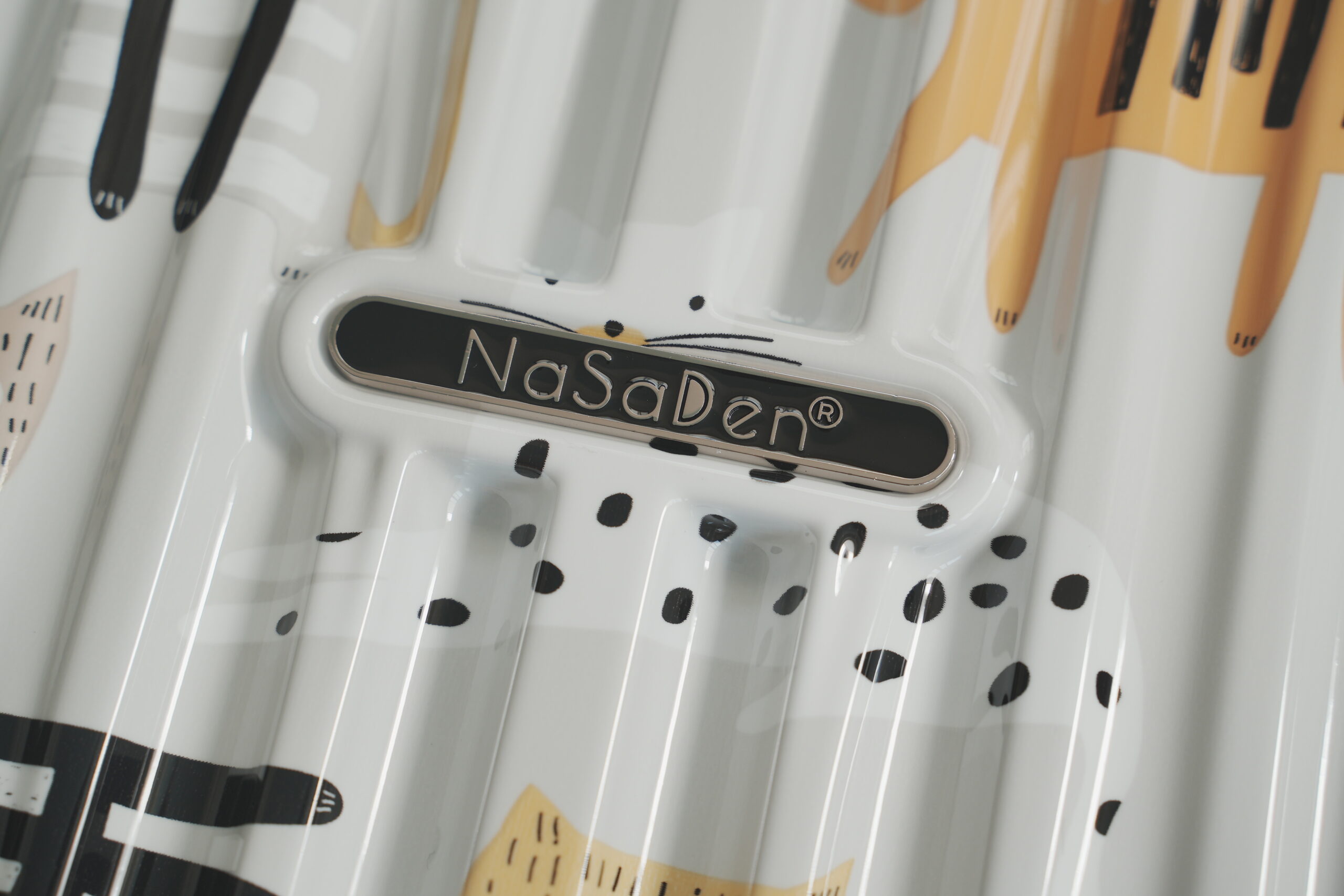 【NaSaDen二代版||喵的咧系列行李箱】超輕.超滑.高CP值好物推薦