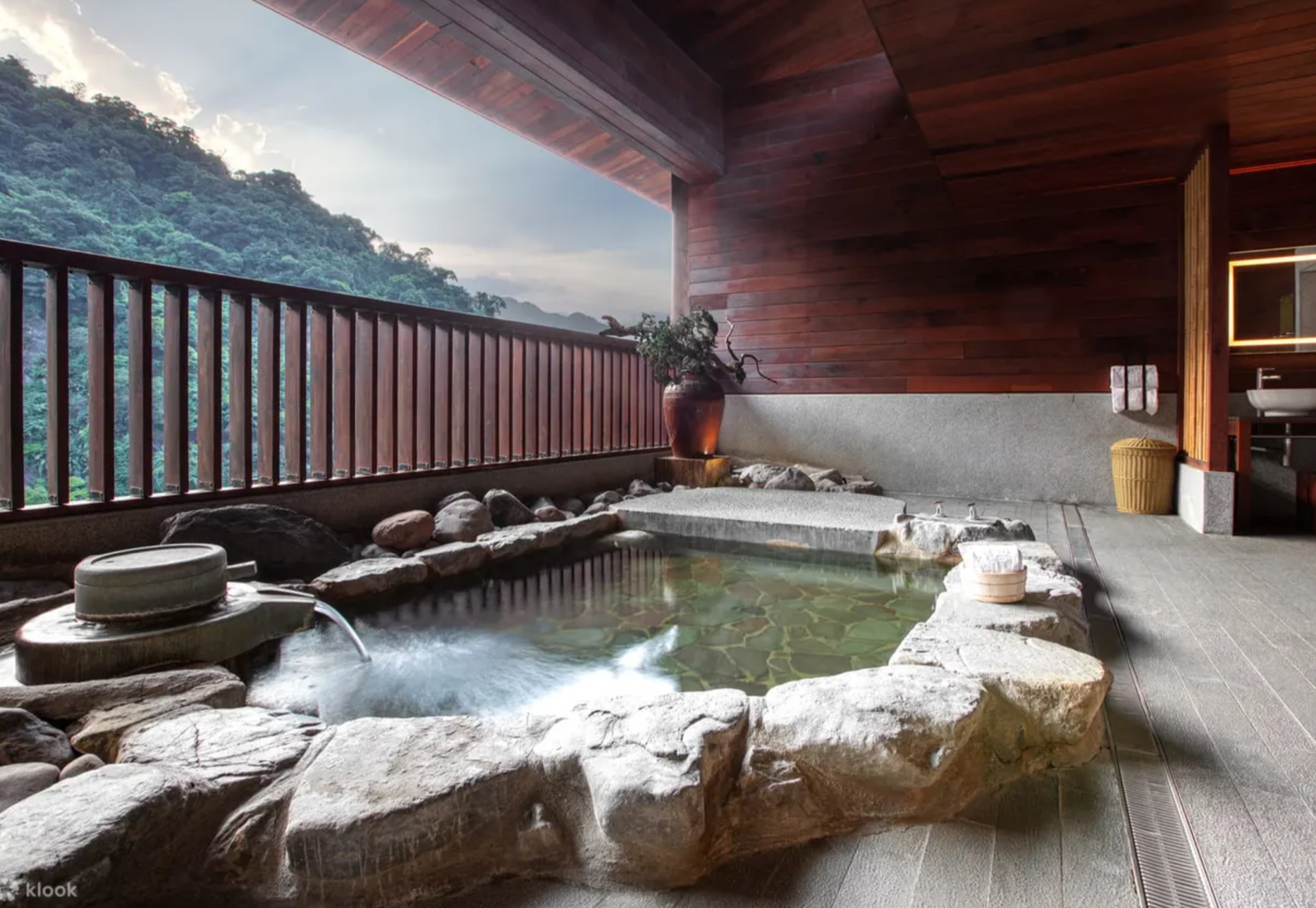 【烏來璞石麗緻溫泉會館】半露天鐵鍋溫泉優惠票劵 【烏來璞石麗緻溫泉會館】半露天鐵鍋溫泉優惠票劵