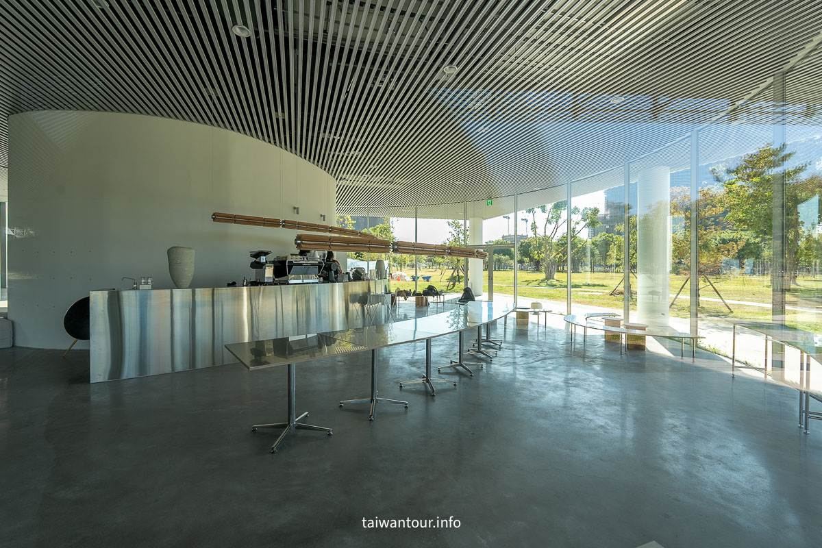 【綠美圖】臺中市立圖書館總館.水湳中央公園一日遊必訪亮點、交通、親子攻略