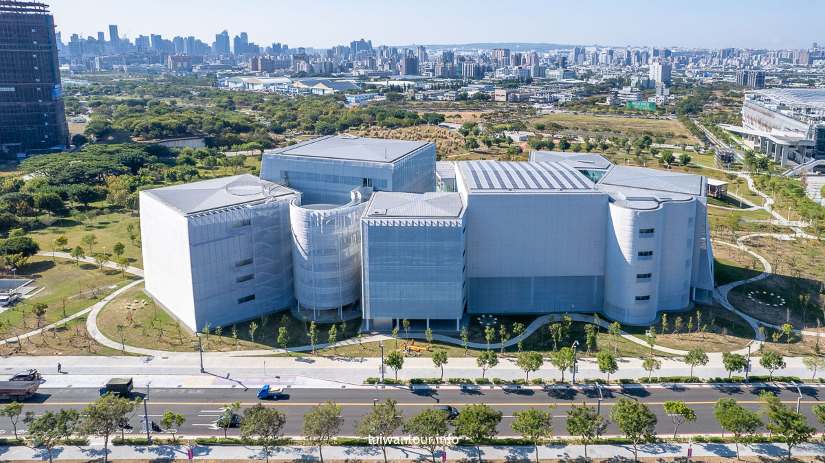 【綠美圖】臺中市立圖書館總館.水湳中央公園一日遊必訪亮點、交通、親子攻略