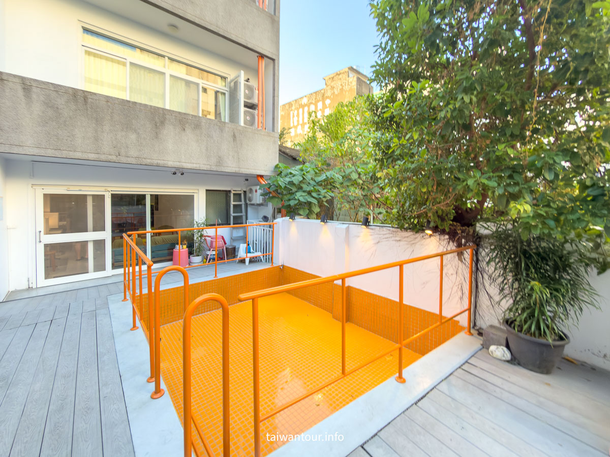 【壹貳貳洋樓】嘉義市區民宿推薦.老宅.停車位