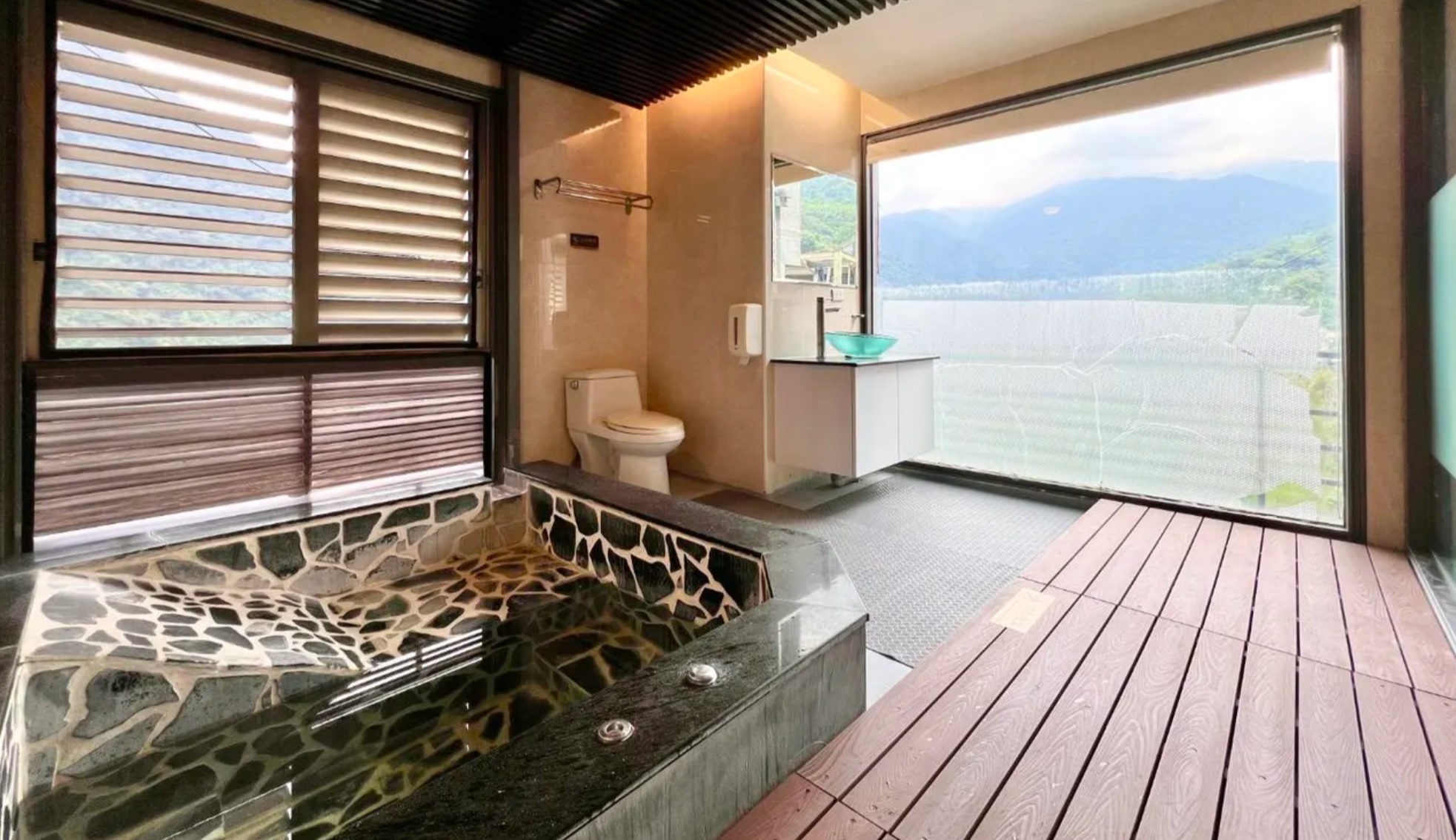 【新北烏來溫泉推薦】湯屋網美推薦.交通.必拍景點一次掌握 【新北烏來溫泉推薦】湯屋網美推薦.交通.必拍景點一次掌握