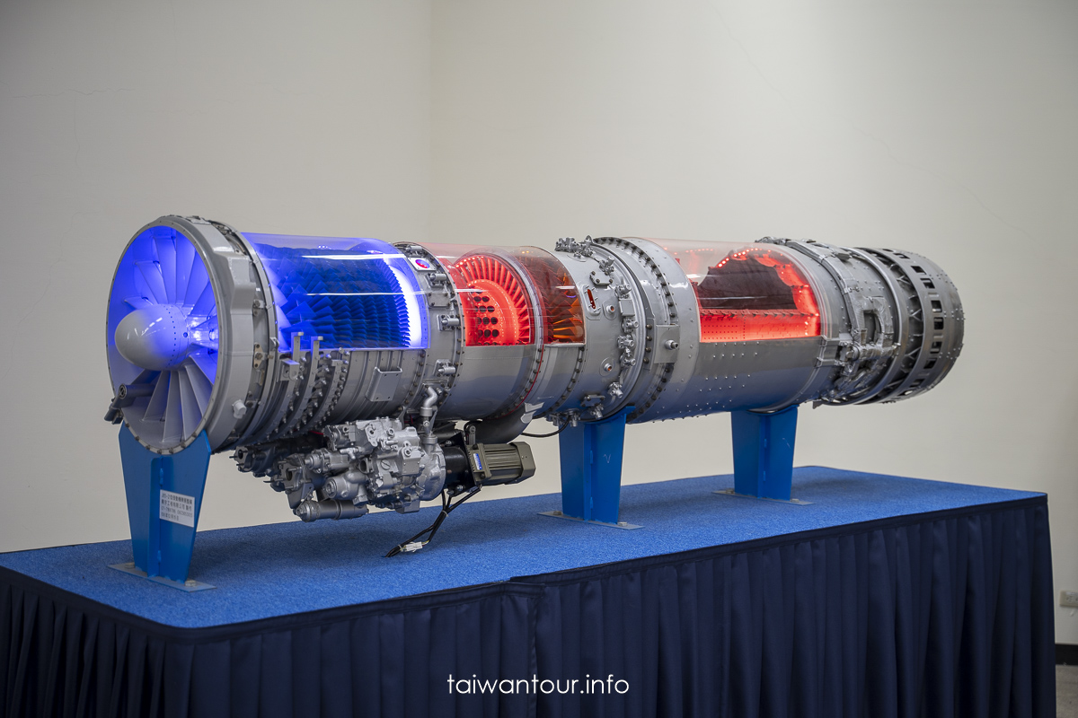 【航空教育展示館】高雄岡山雨天親子軍事迷文青最強室內景點攻略