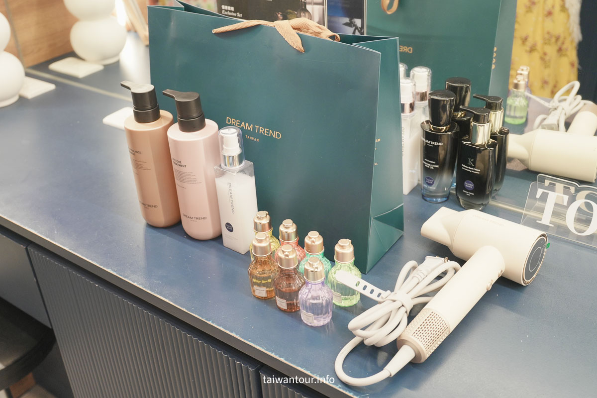 【大江國際購物中心】全國獨家!全年免費停車，大江才是真正的桃園之光！桃園最好逛的購物中心