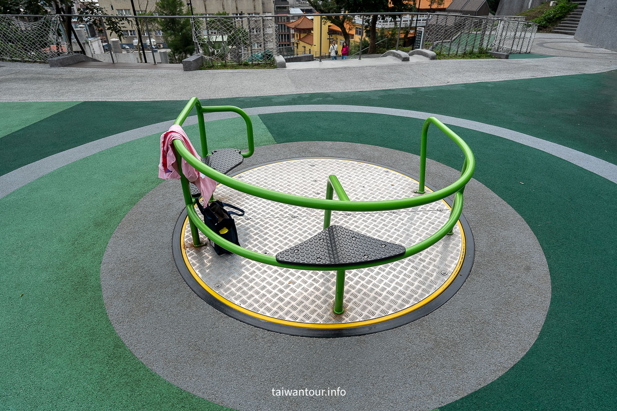 【希望之丘兒童遊戲場】基隆森林系冒險樂園.親子景點