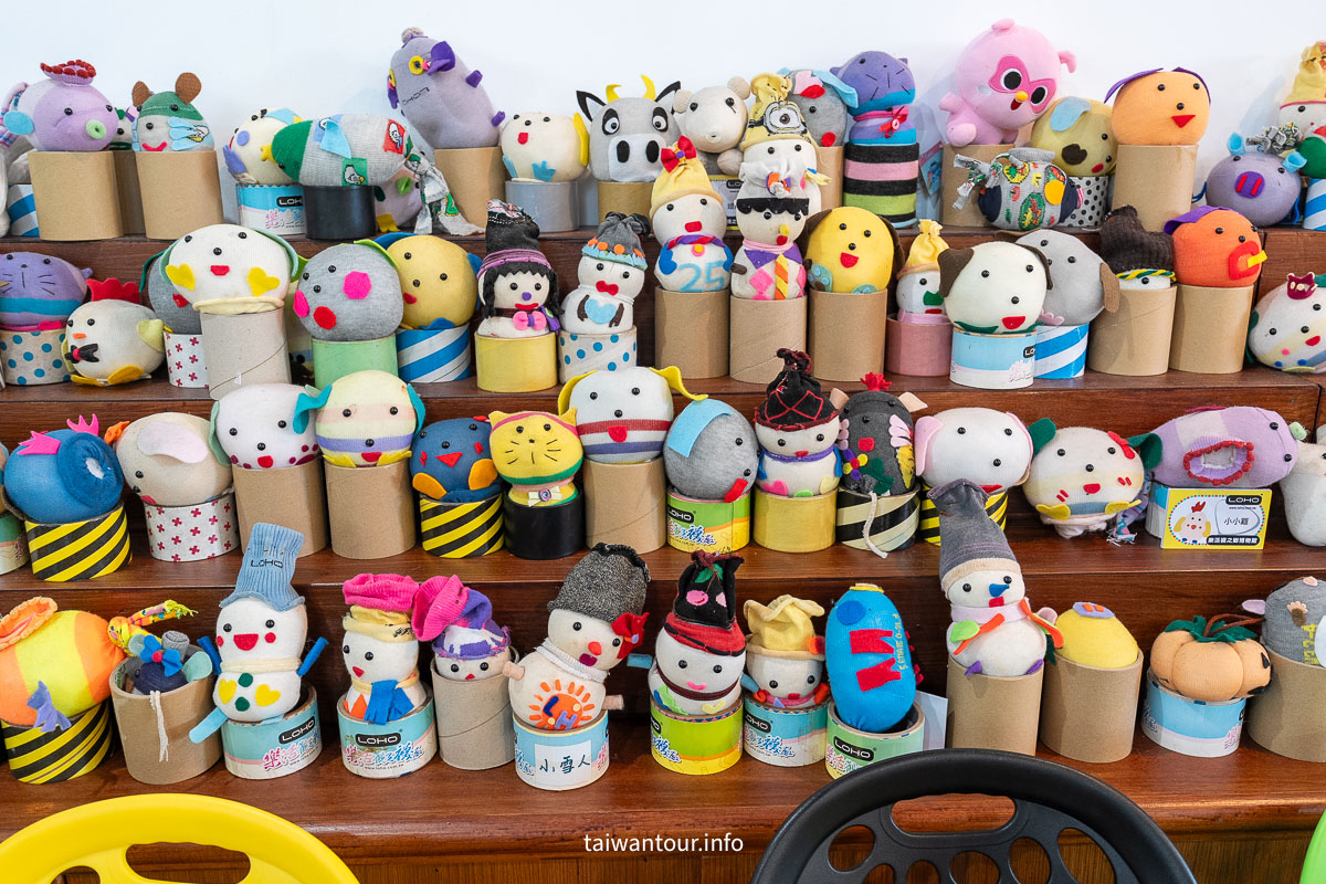 【LOHO 樂活觀光襪廠】彰化社頭親子景點DIY超萌襪子娃娃 【LOHO 樂活觀光襪廠】彰化社頭親子景點DIY超萌襪子娃娃
