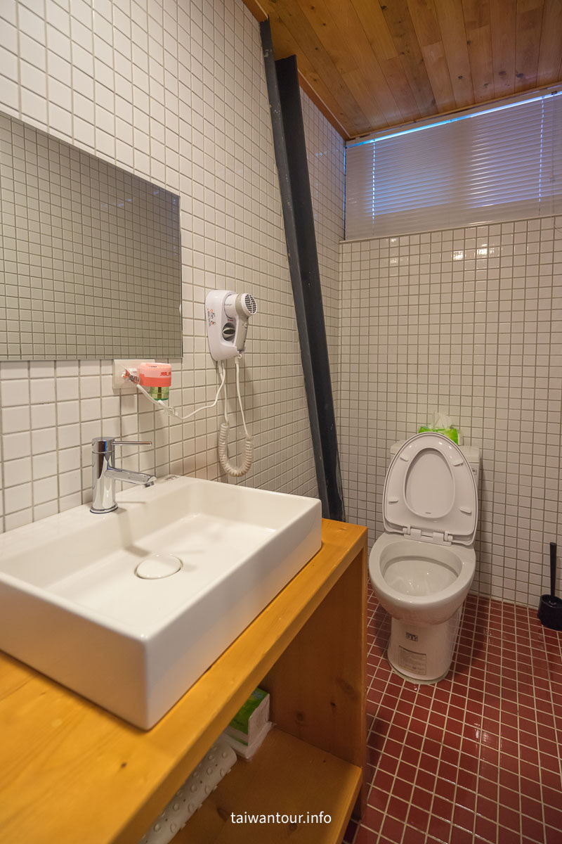 【日月潭玥湖背包客讚民宿】南投住宿推薦水社碼頭湖景第一排 【日月潭玥湖背包客讚民宿】南投住宿推薦水社碼頭湖景第一排