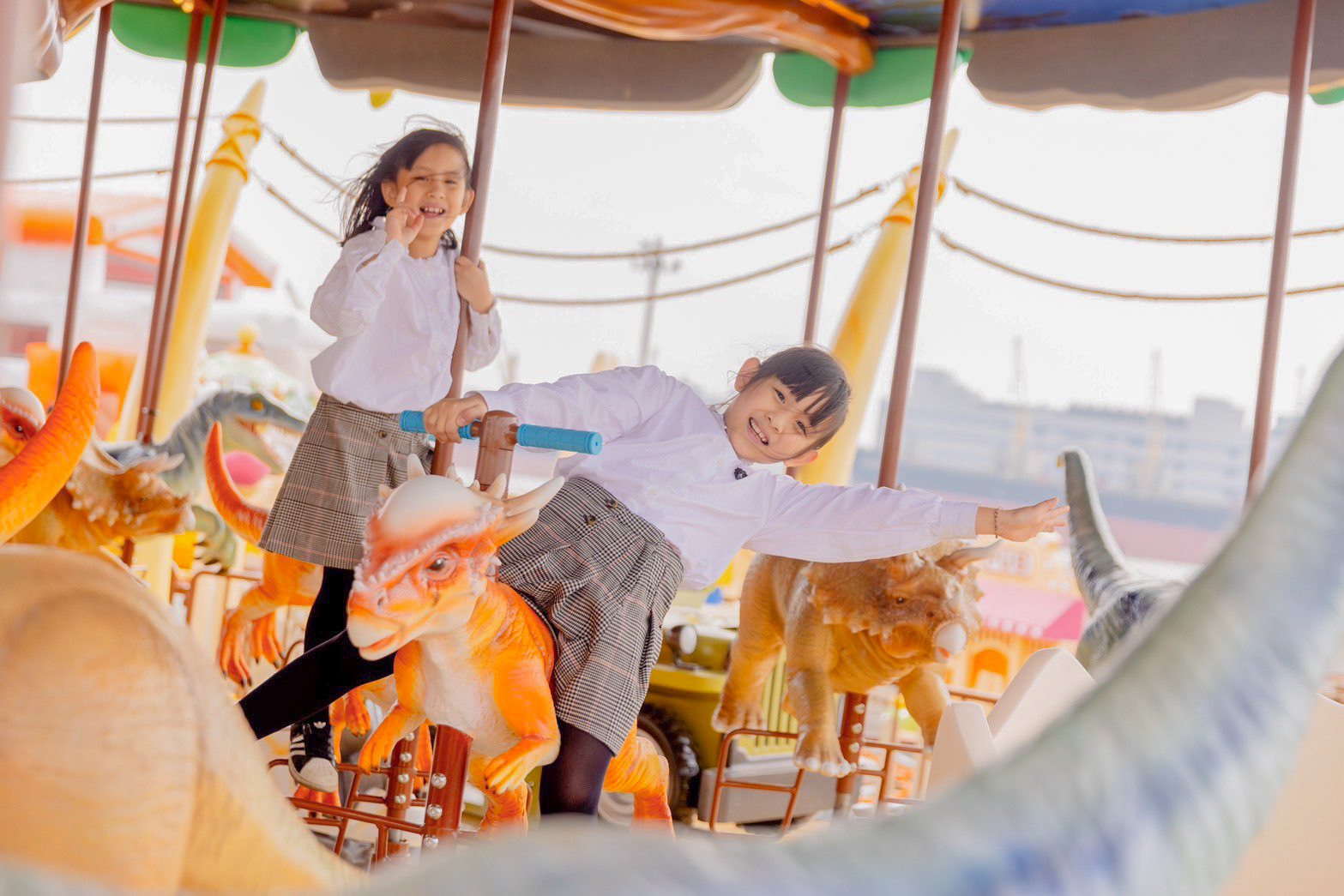 【2026 高雄冬日遊樂園】免費設施、交通全攻略！親子必玩懶人包