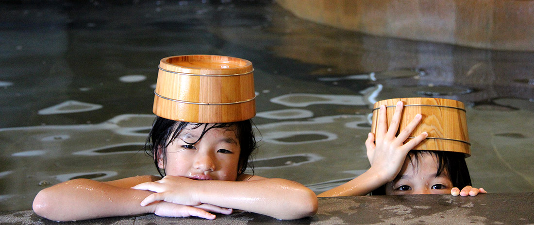 【綠舞國際觀光飯店】免飛日本！日式庭園、豪華海景房、萌寵互動X親子體驗懶人包