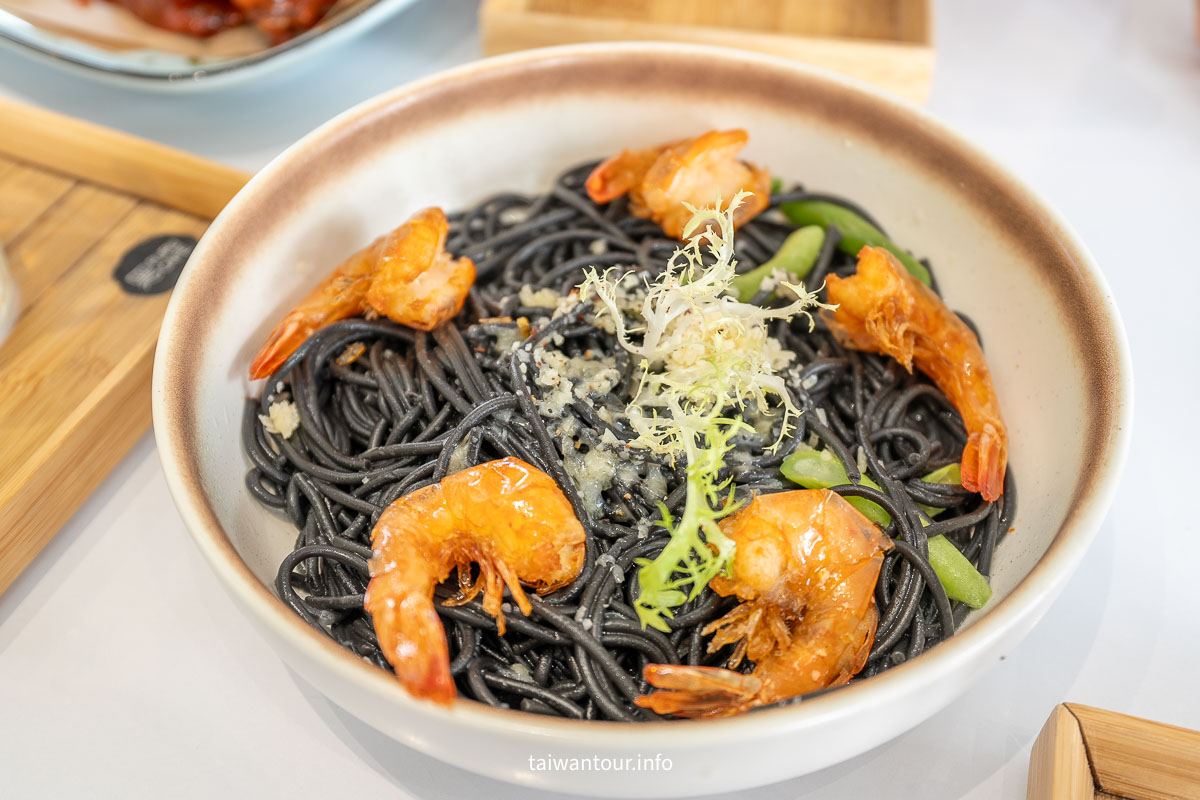 【綠舞國際觀光飯店】免飛日本！日式庭園、豪華海景房、萌寵互動X親子體驗懶人包