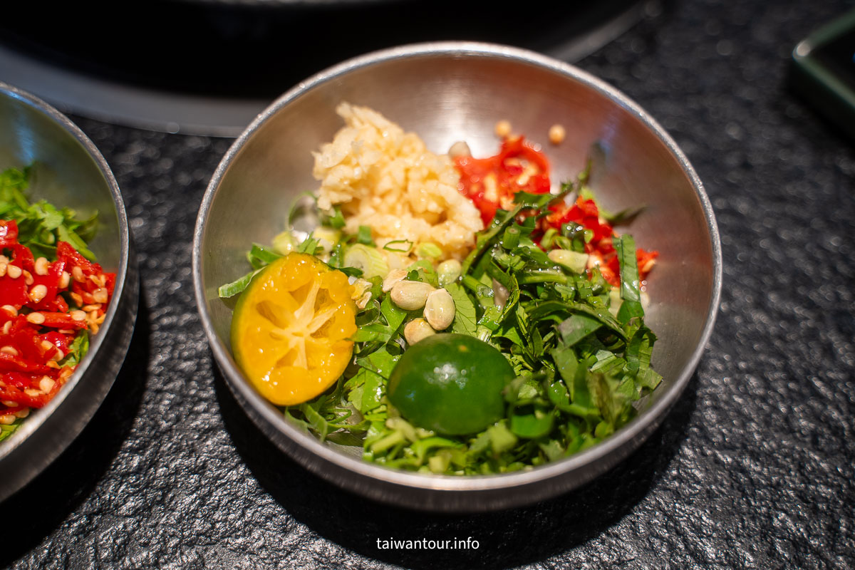 【滇發哥雲南臭豆腐火鍋/百香果酸湯鍋】台北東區忠孝敦化站美食推薦 【滇發哥雲南臭豆腐火鍋/百香果酸湯鍋】台北東區忠孝敦化站美食推薦