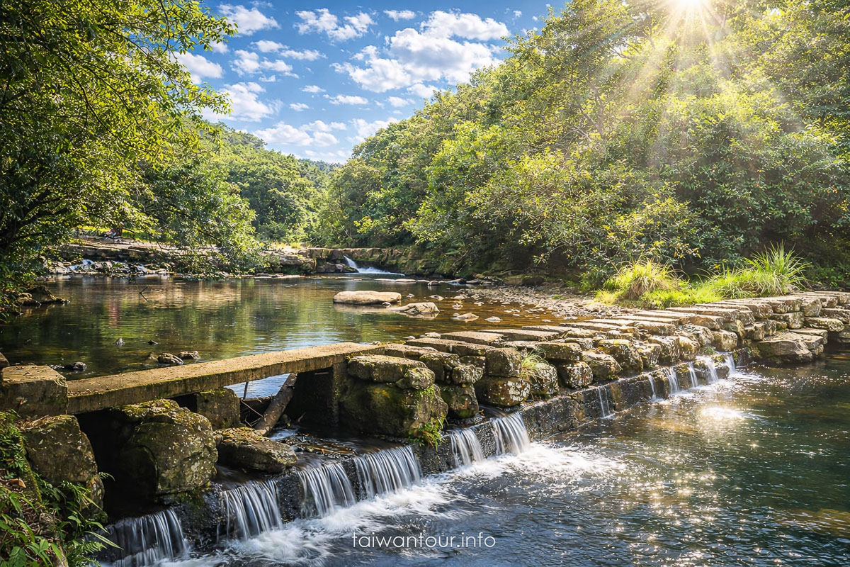 【虎豹潭古道】北台灣小九寨溝！碧綠溪水.森林系步道.雙溪一日遊攻略