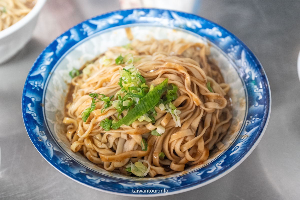 【宜蘭農權路炸醬麵】美食小吃乾麵.餛飩湯.排骨湯！