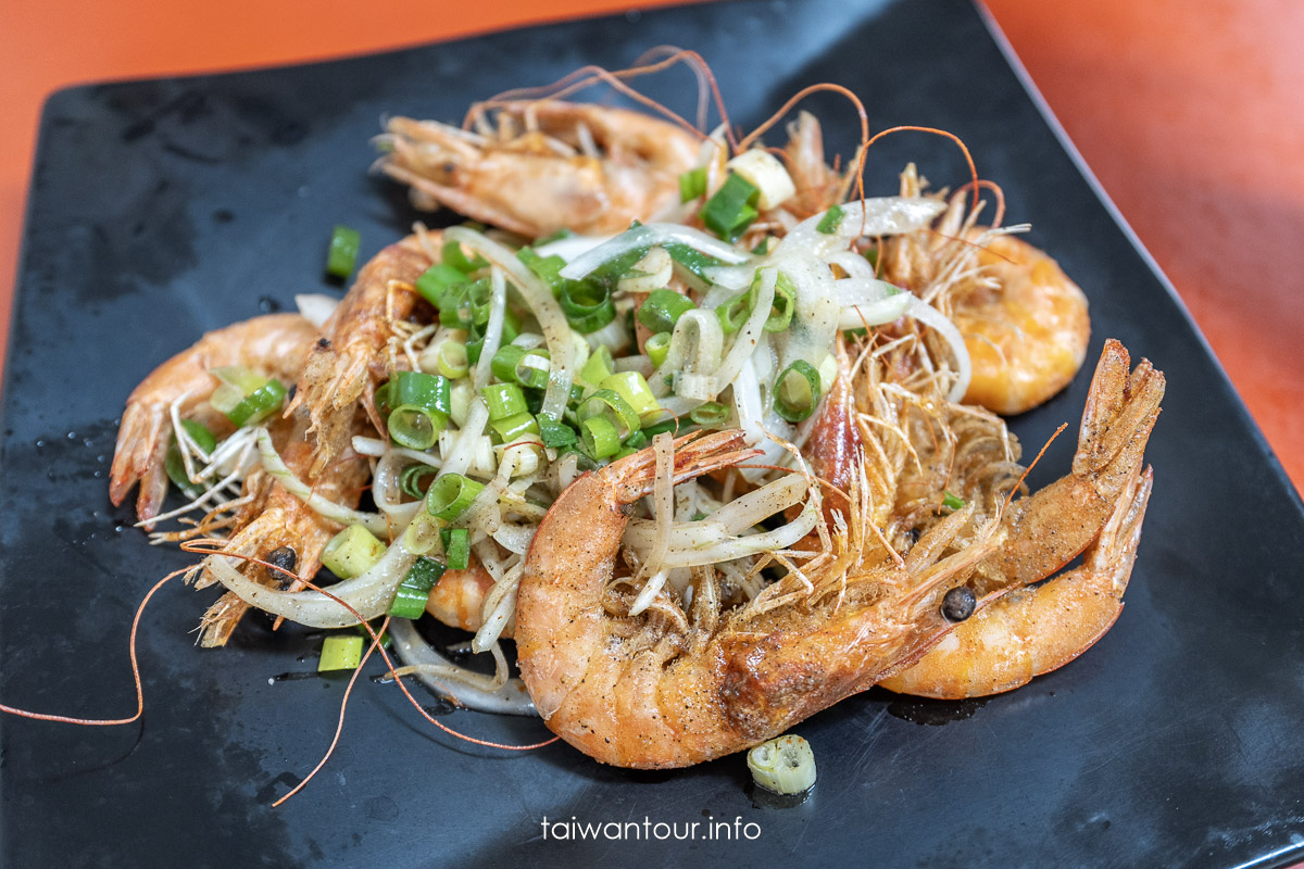 【小老闆海鮮料理代客料理(阿雪姨)】衝大溪漁港必吃！現撈海鮮、客製化現炒