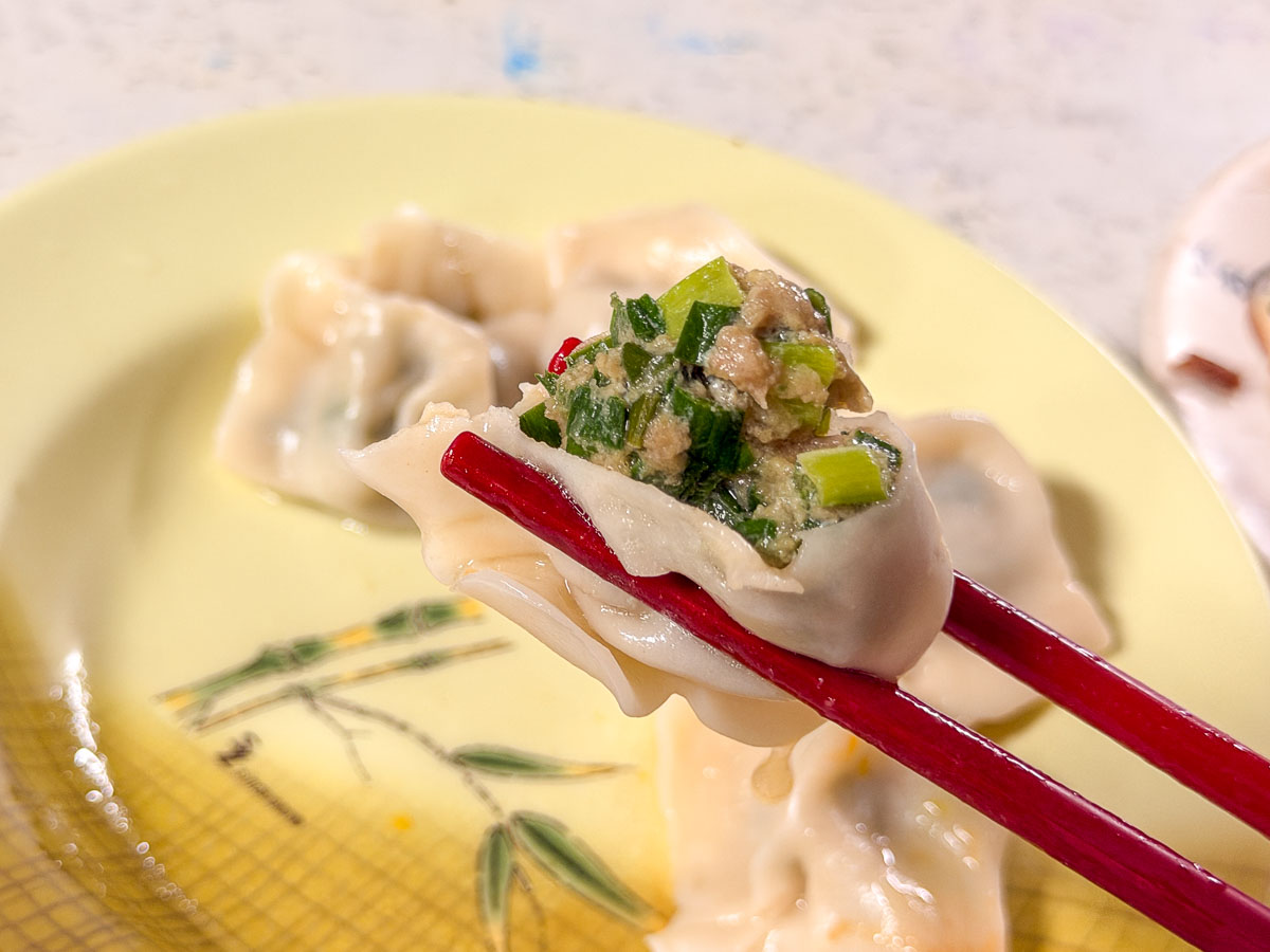 【三重憶味⽔餃館】溪尾街美食.深夜⽔餃老店 【三重憶味⽔餃館】溪尾街美食.深夜⽔餃老店