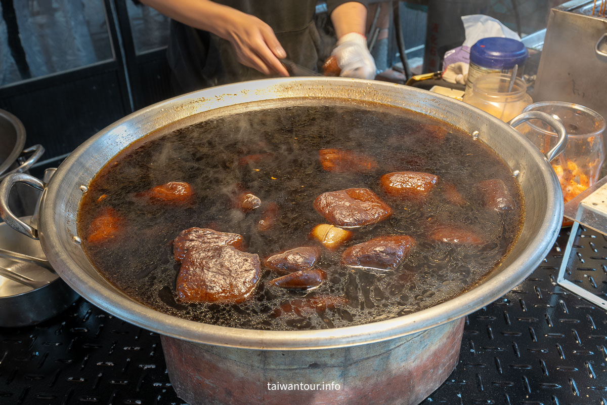 【清安豆腐街（洗水坑）】苗栗百年古法黑豆腐、馬告香腸、客家美食，泰安必吃美食地圖！
